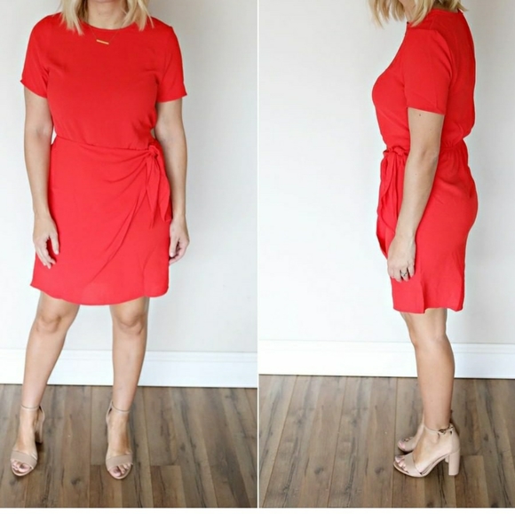 Dress - Picture 1 of 1